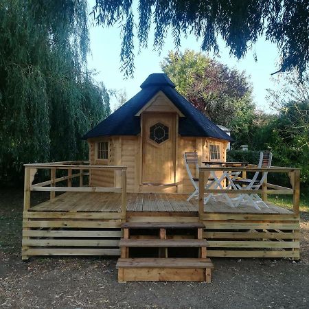 Camping Loisirs Des Groux Mousseaux-sur-Seine Bagian luar foto