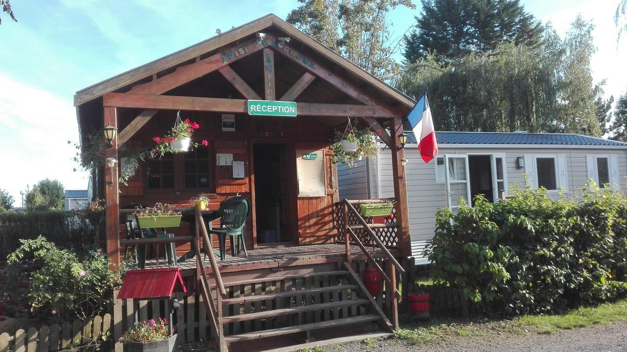 Camping Loisirs Des Groux Mousseaux-sur-Seine Bagian luar foto