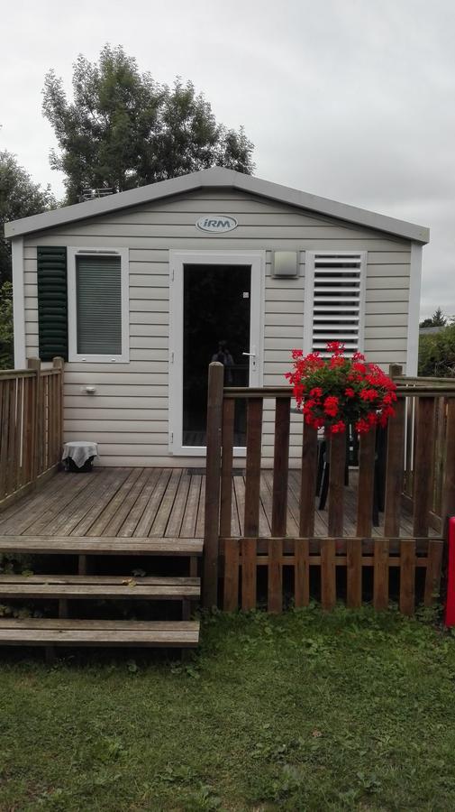 Camping Loisirs Des Groux Mousseaux-sur-Seine Bagian luar foto